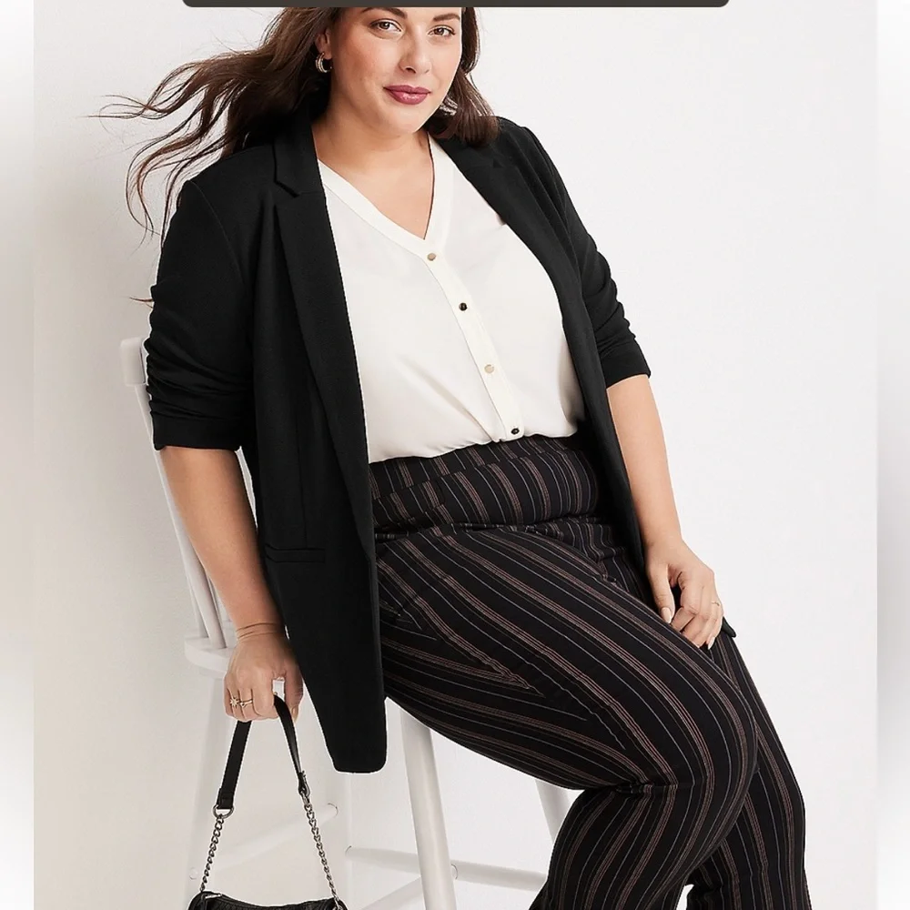 Women’s Maurice’s Plus Size Versa Open Front Blazer-2X - Picture 4 of 5